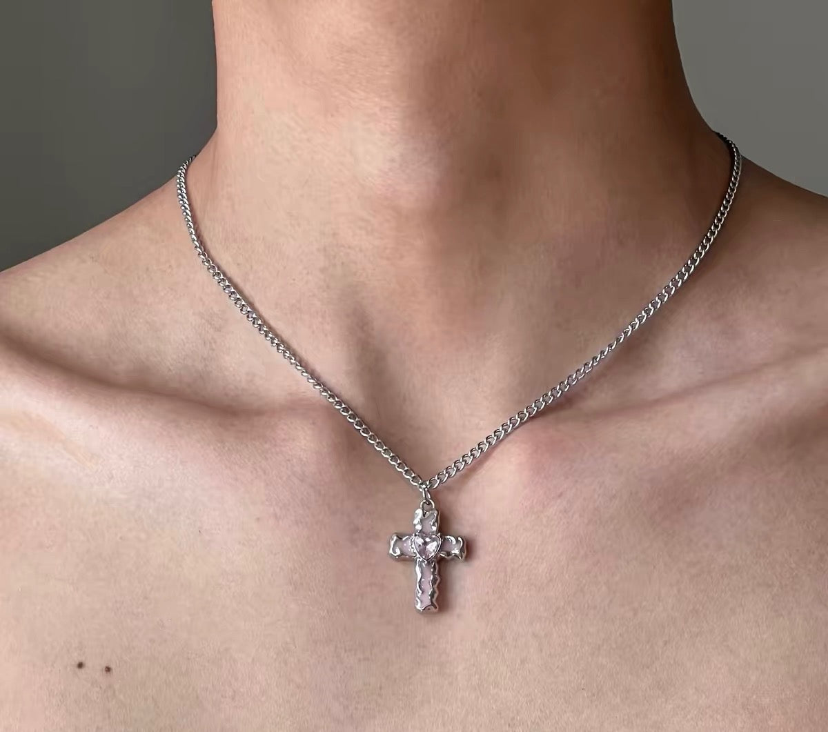 Cross my heart Necklace