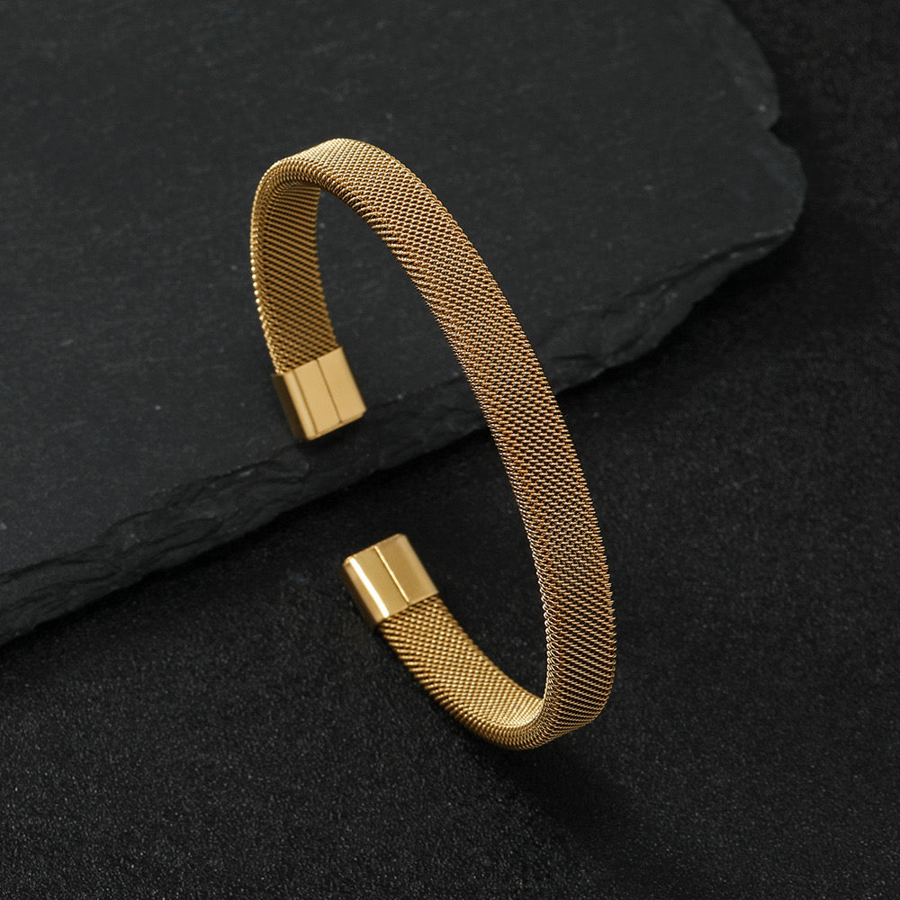 Pulse cuff bracelet