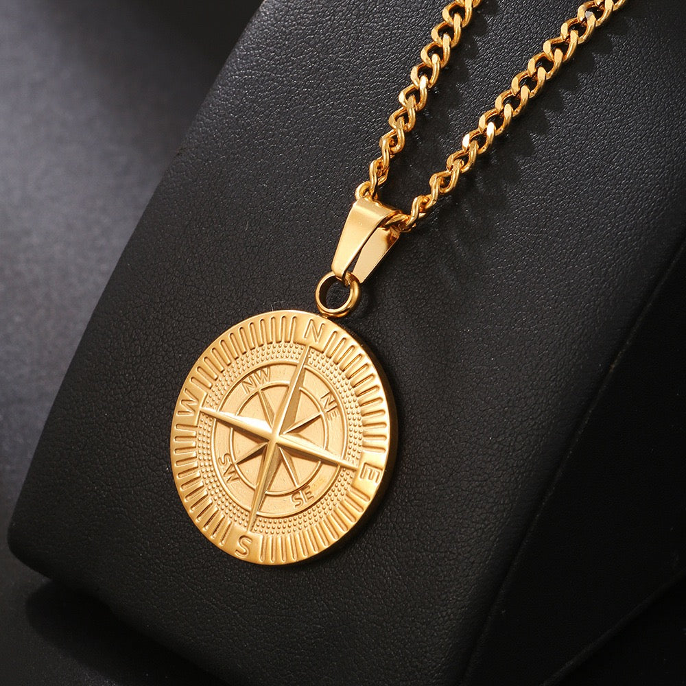 Plain compass necklace