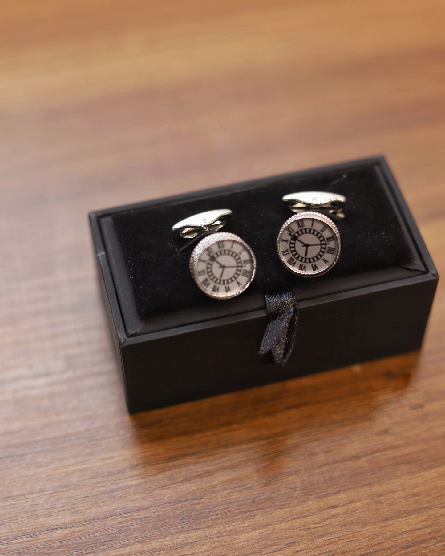 Cufflinks