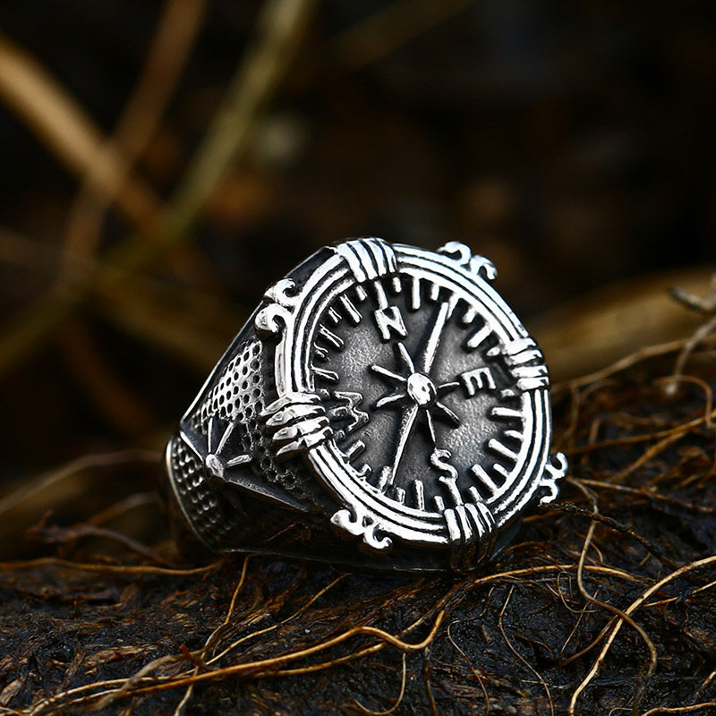 Compass Ring