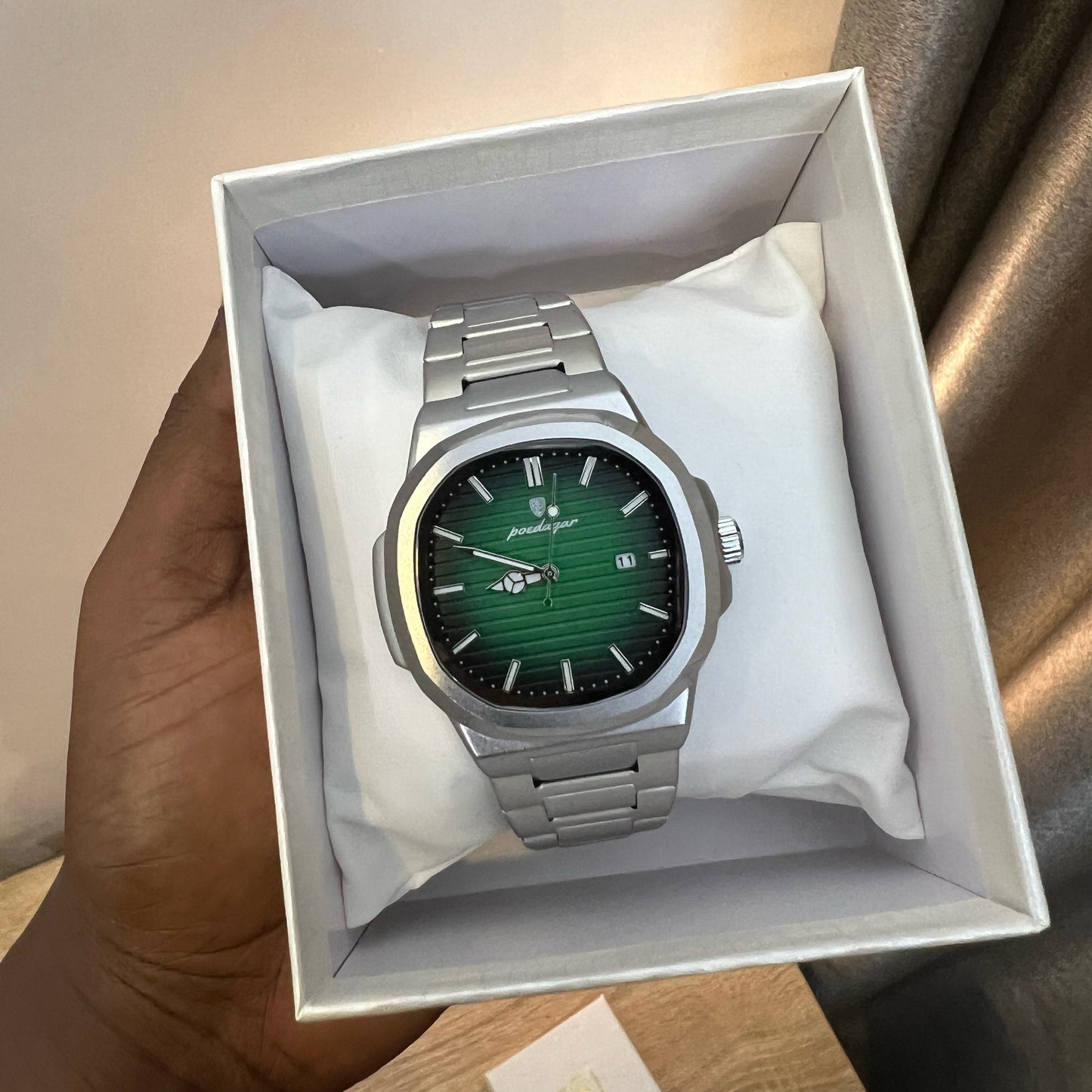 Poedagar chain time piece