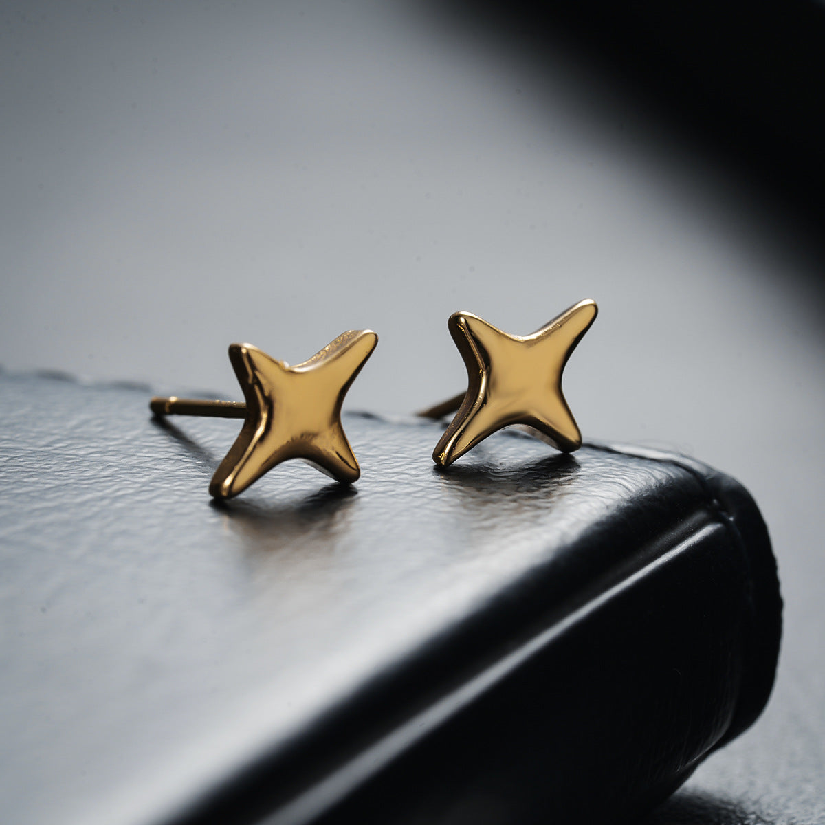 Taddy Earrings