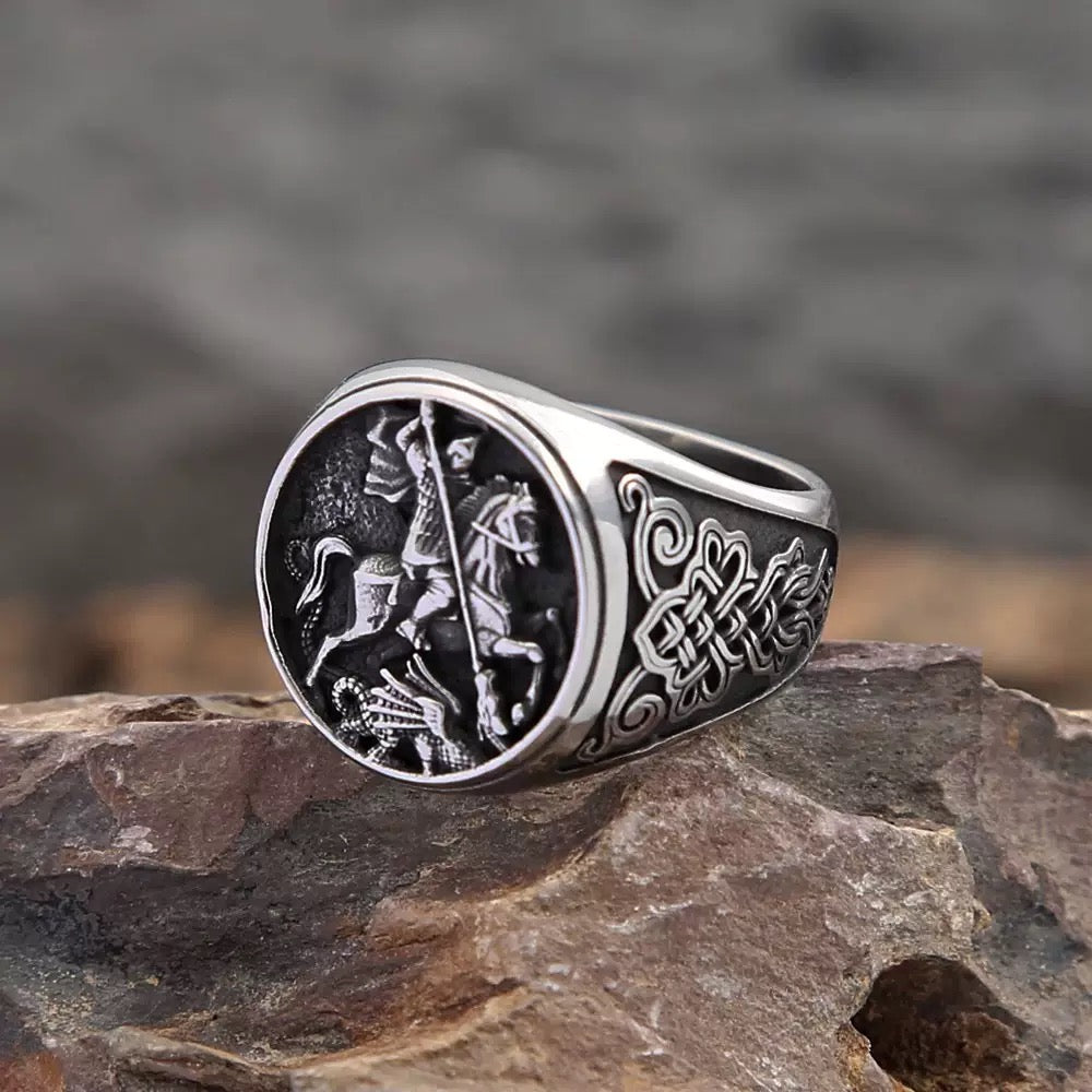 Urse Ring