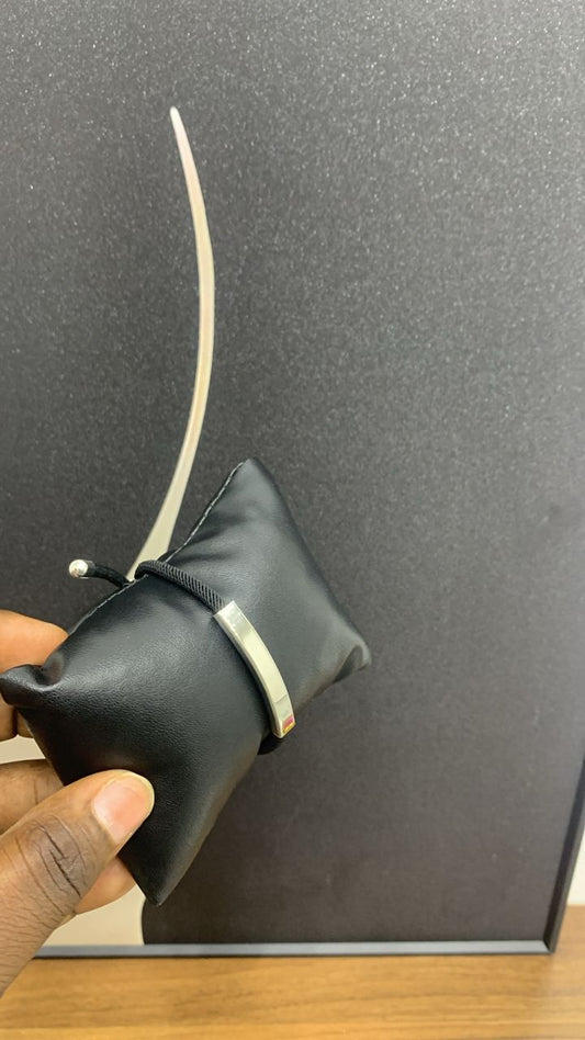 Adjustable drawstring bracelet