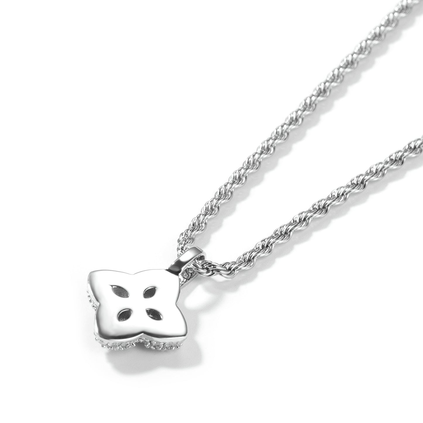 Verdant leaf Necklace