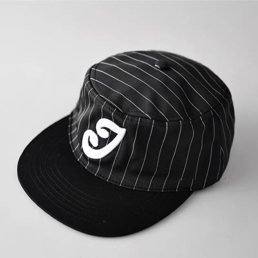 Axis flat brim cap