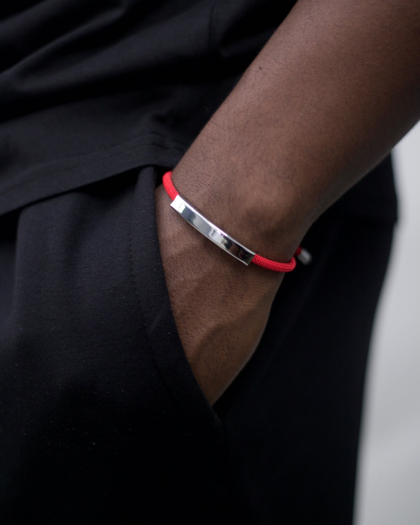 Adjustable drawstring bracelet