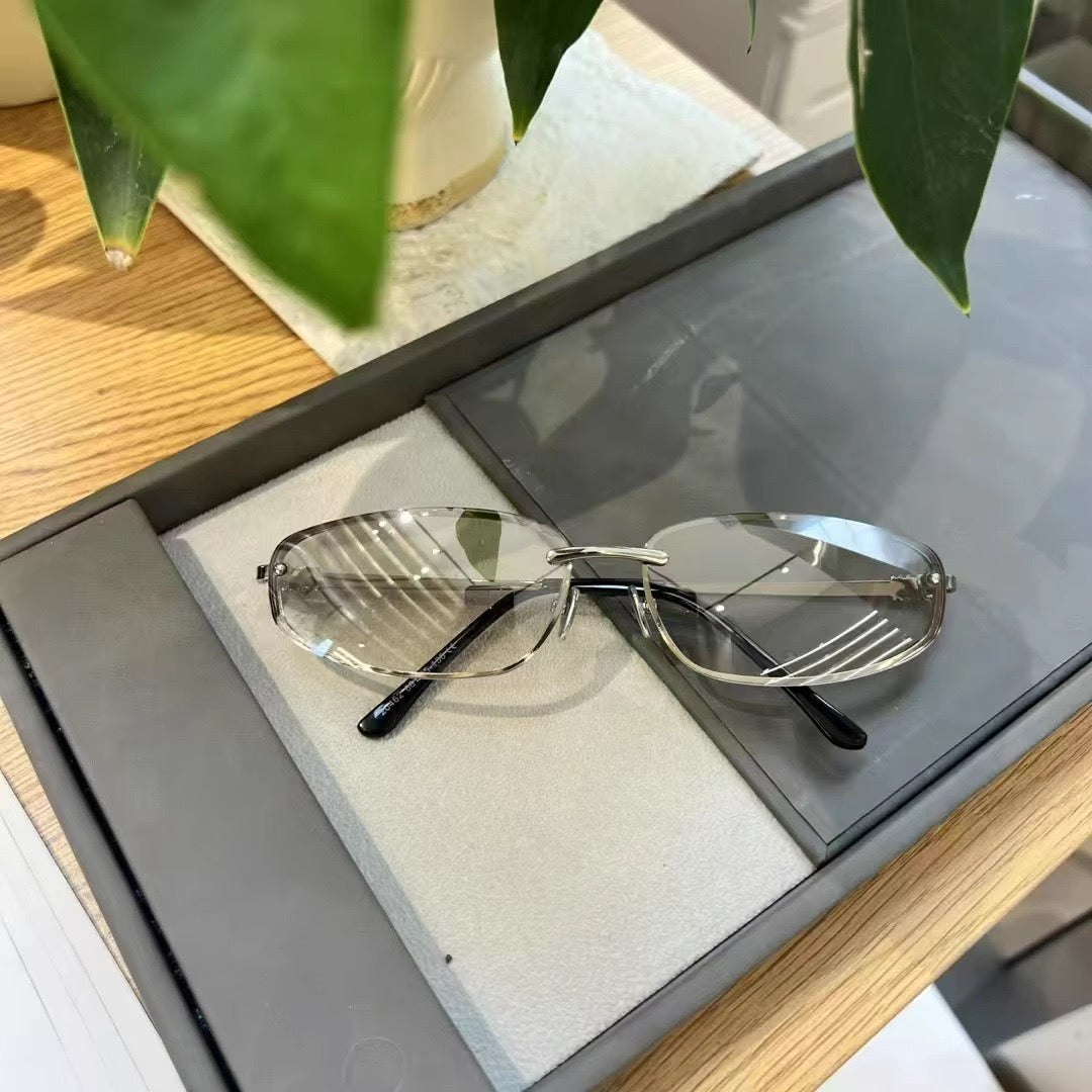 Retro tint shades