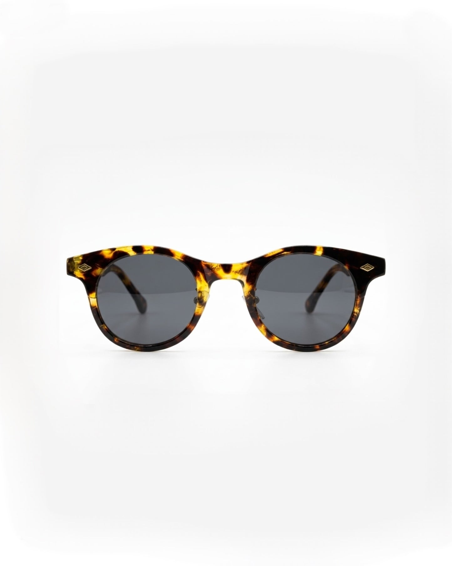 Mun shades