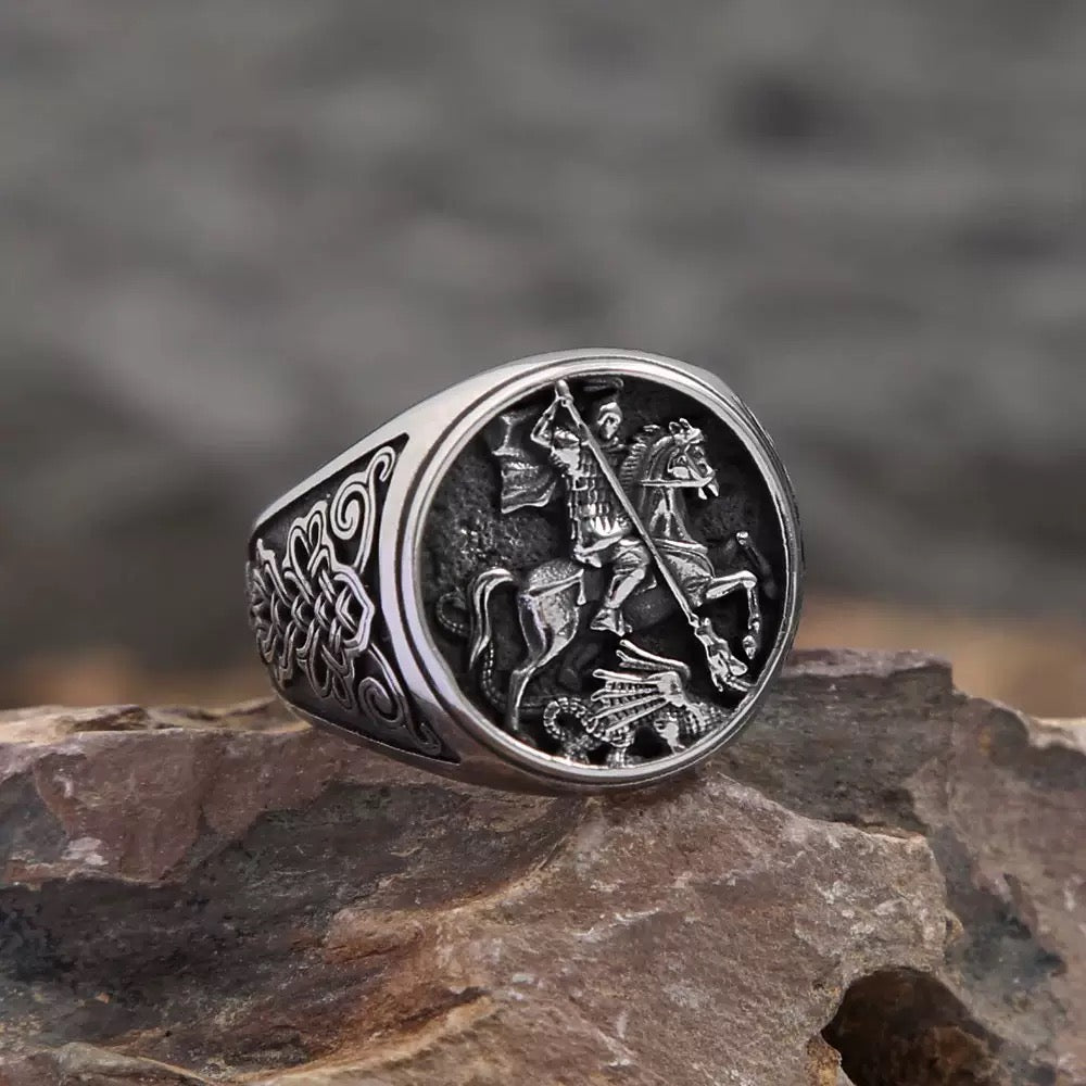 Urse Ring