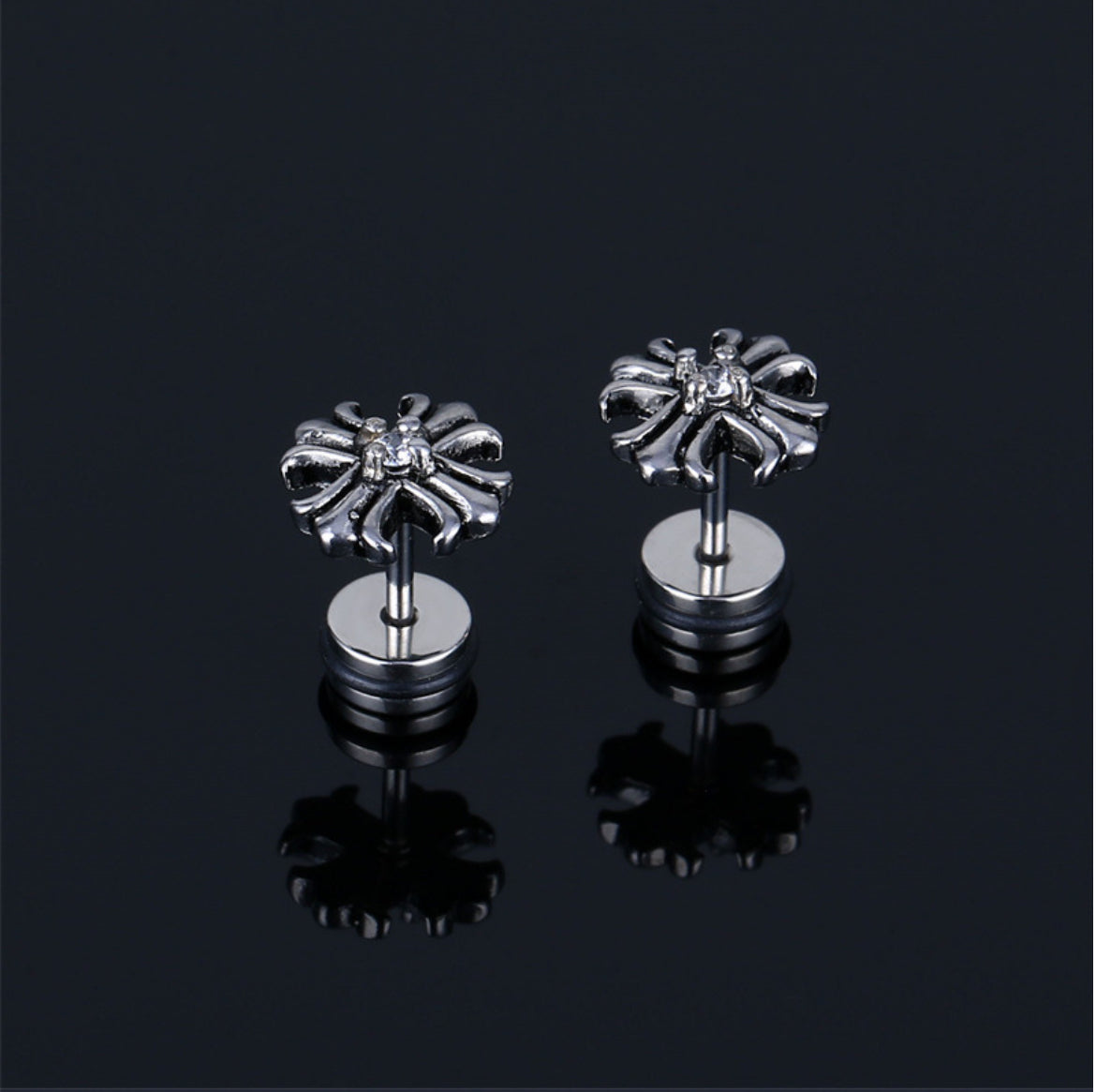 Rin single stud earring