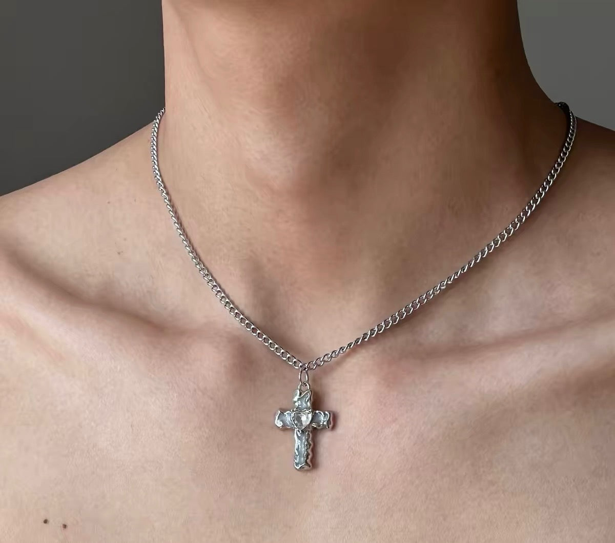 Cross my heart Necklace