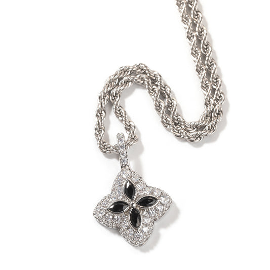 Verdant leaf Necklace
