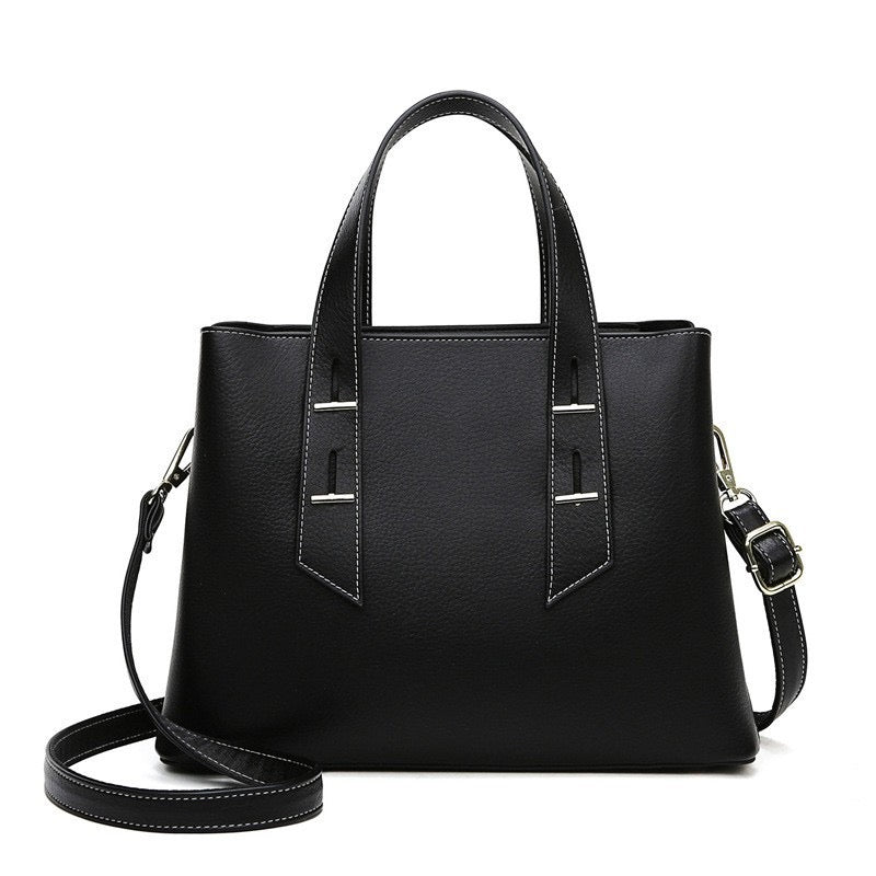 ALOURA BAG