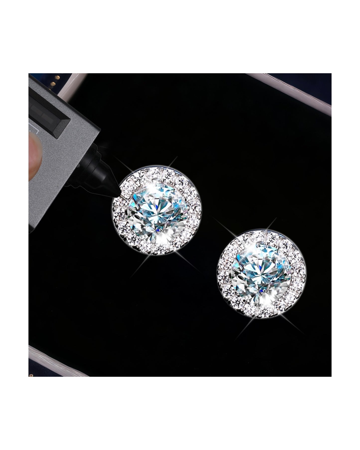 Brags Moissanite Hallo Round