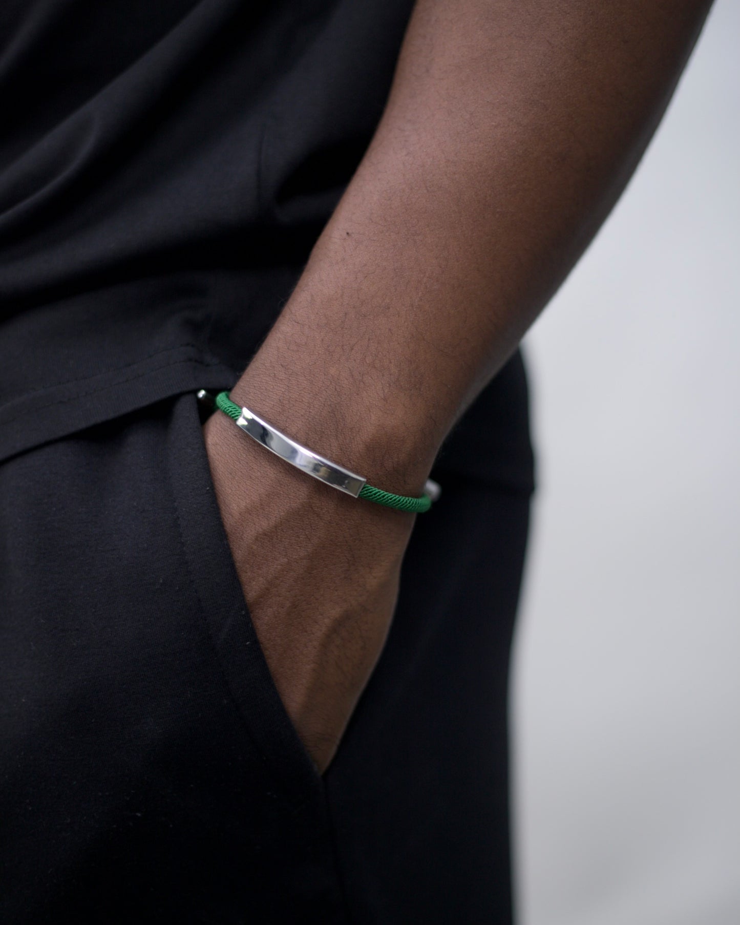 Adjustable drawstring bracelet