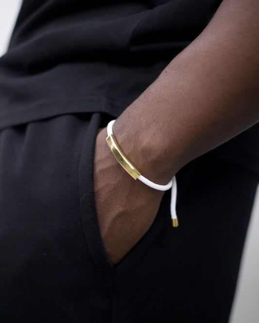 Adjustable drawstring bracelet