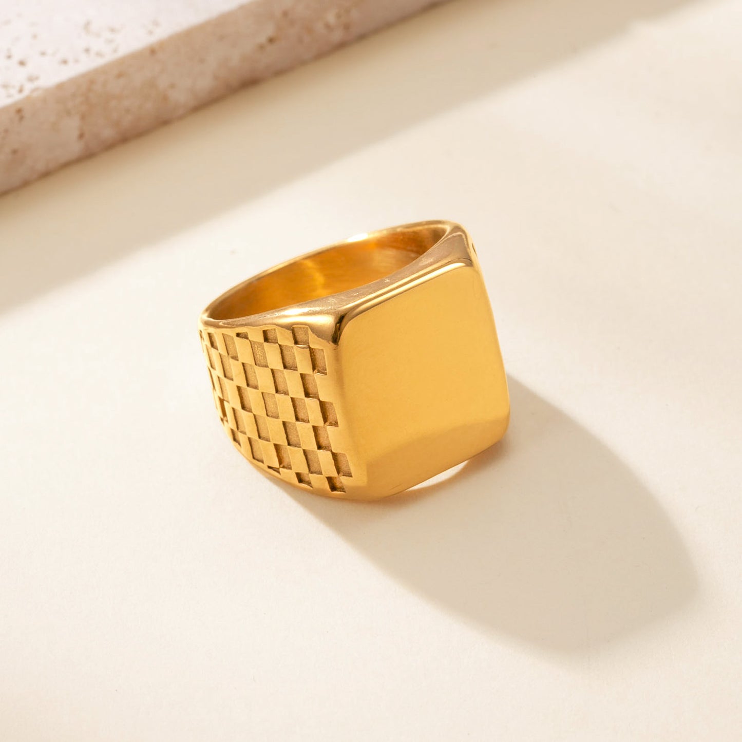 Mason ring