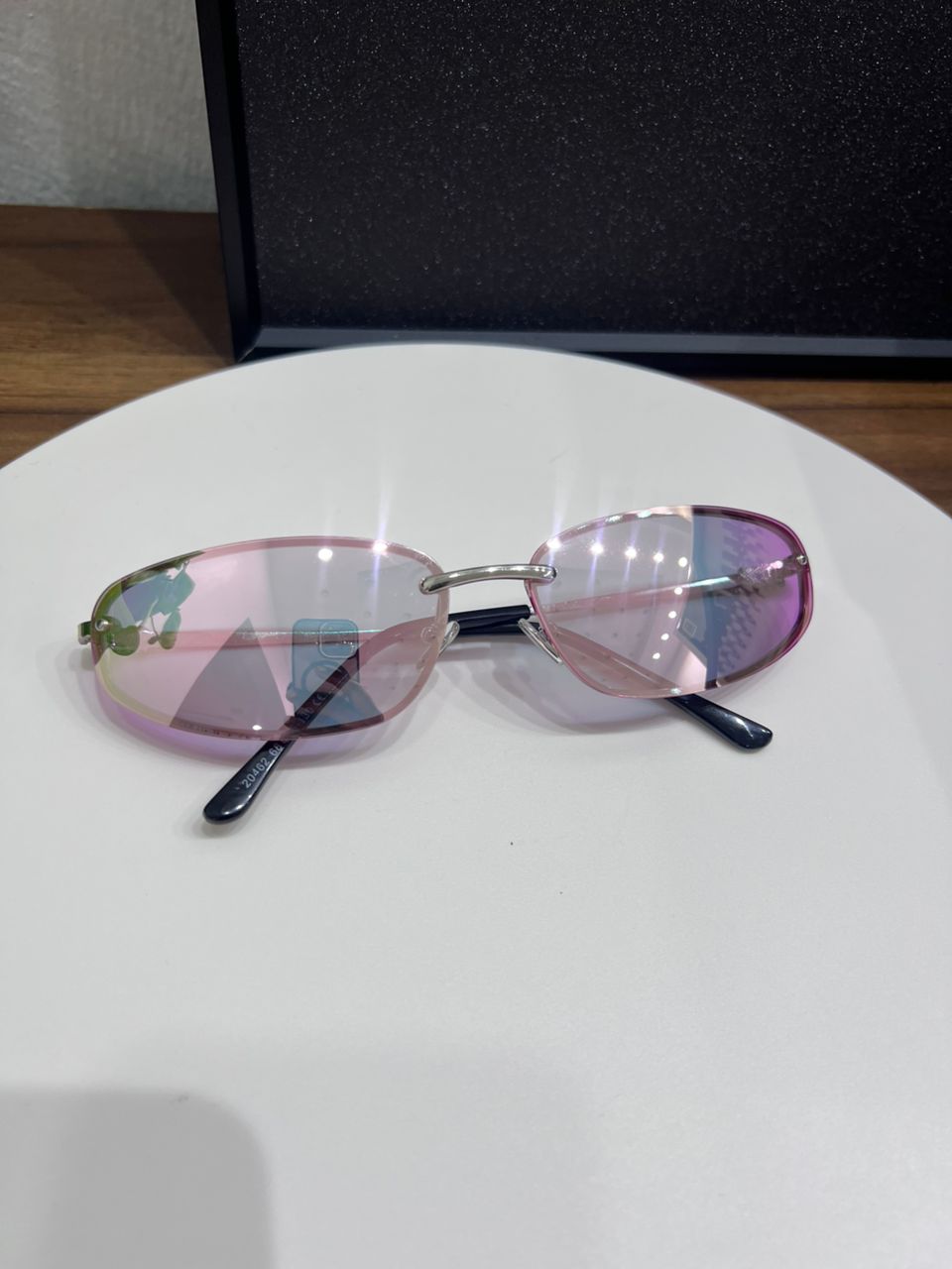 Retro tint shades