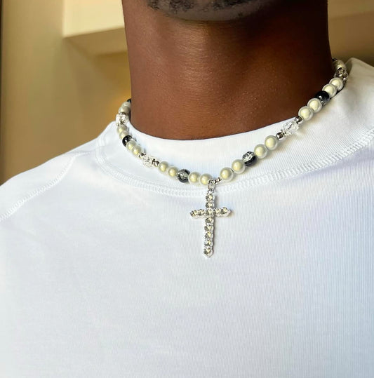 Beaded Necklace in grey tones with pendant