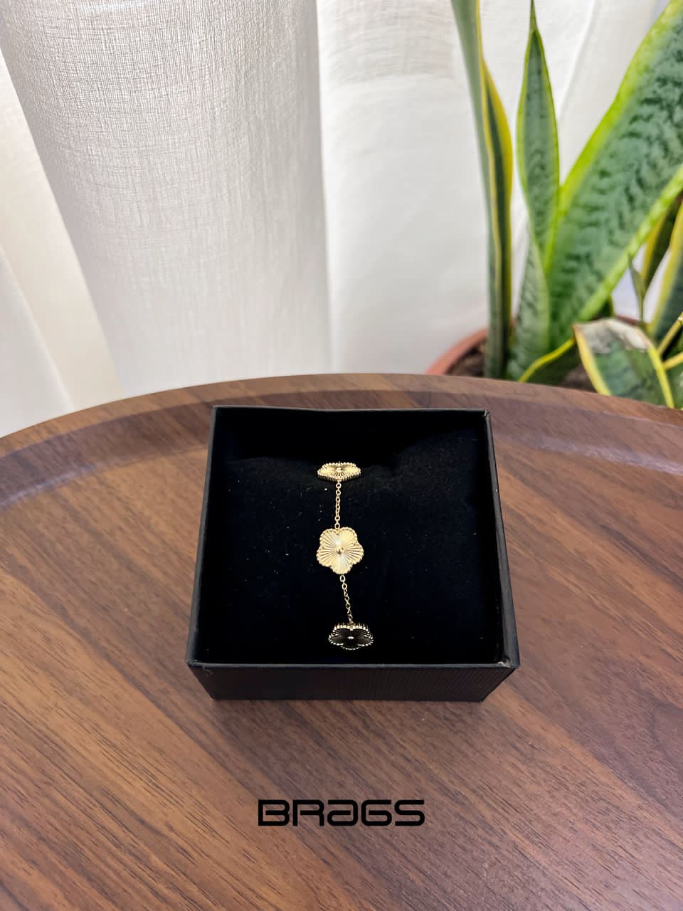 Flora charm bracelet