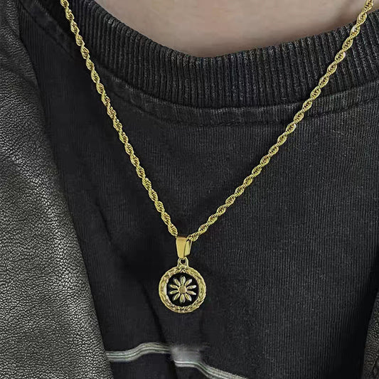 Dante necklace