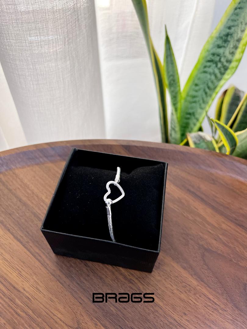 Heartlink Bracelet